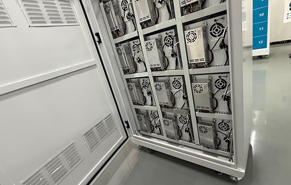 河馬新能源 專業(yè)換電柜充電器提供商